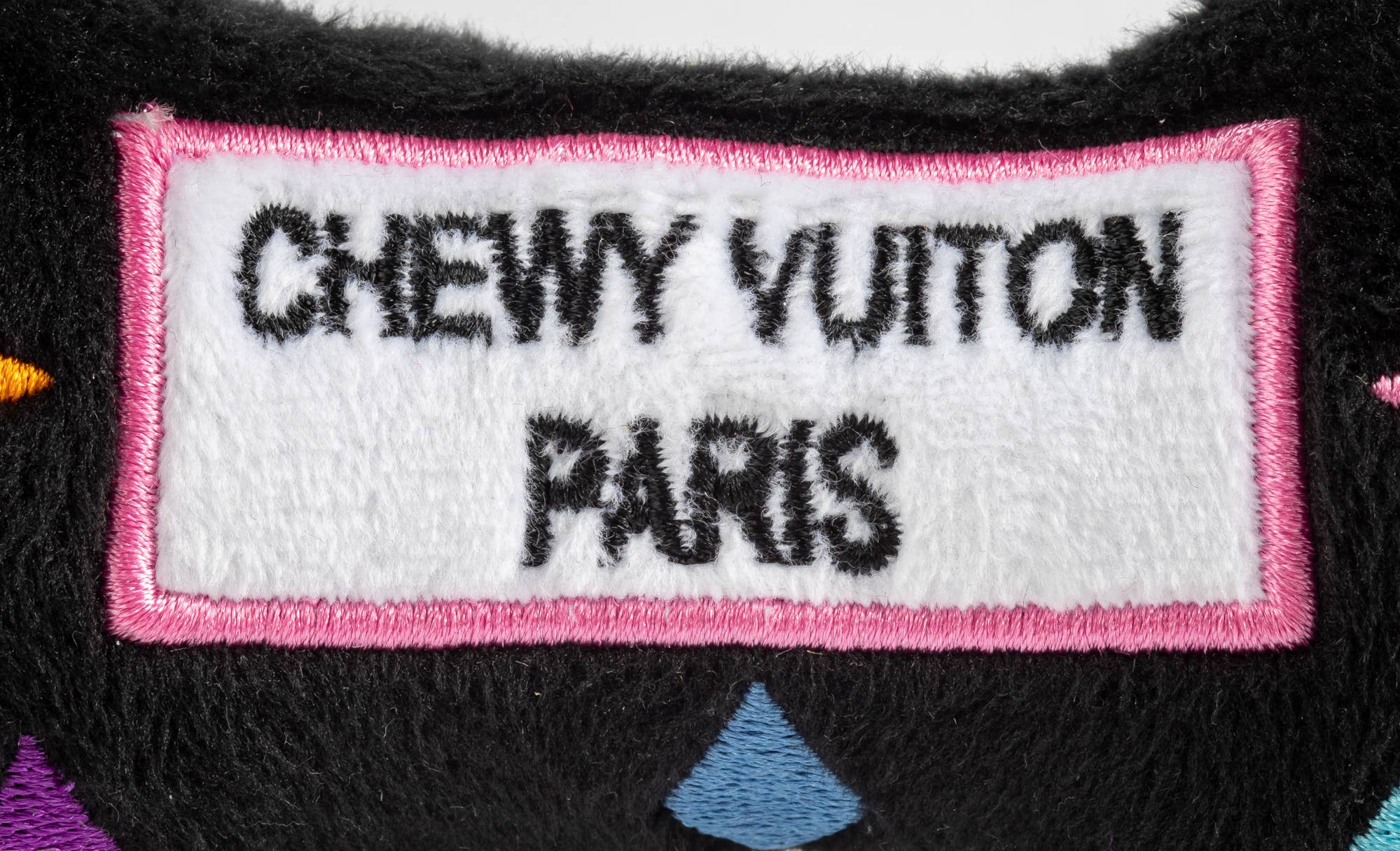 Svart Monogram Chewy Vuiton Beinpipe-hundeleke