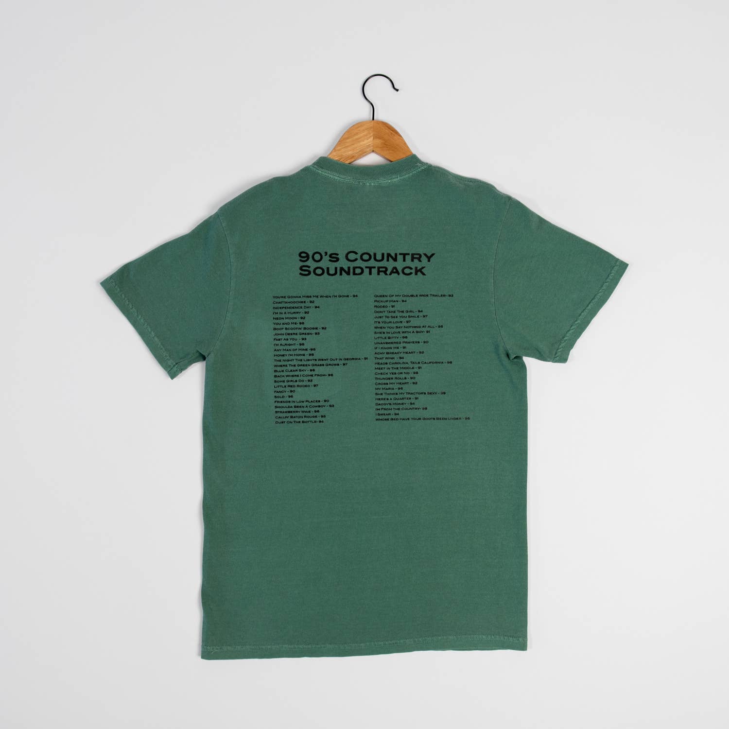 American Farm Company - Graphic Western '90's Country Soundtrack' washed pocket Tee